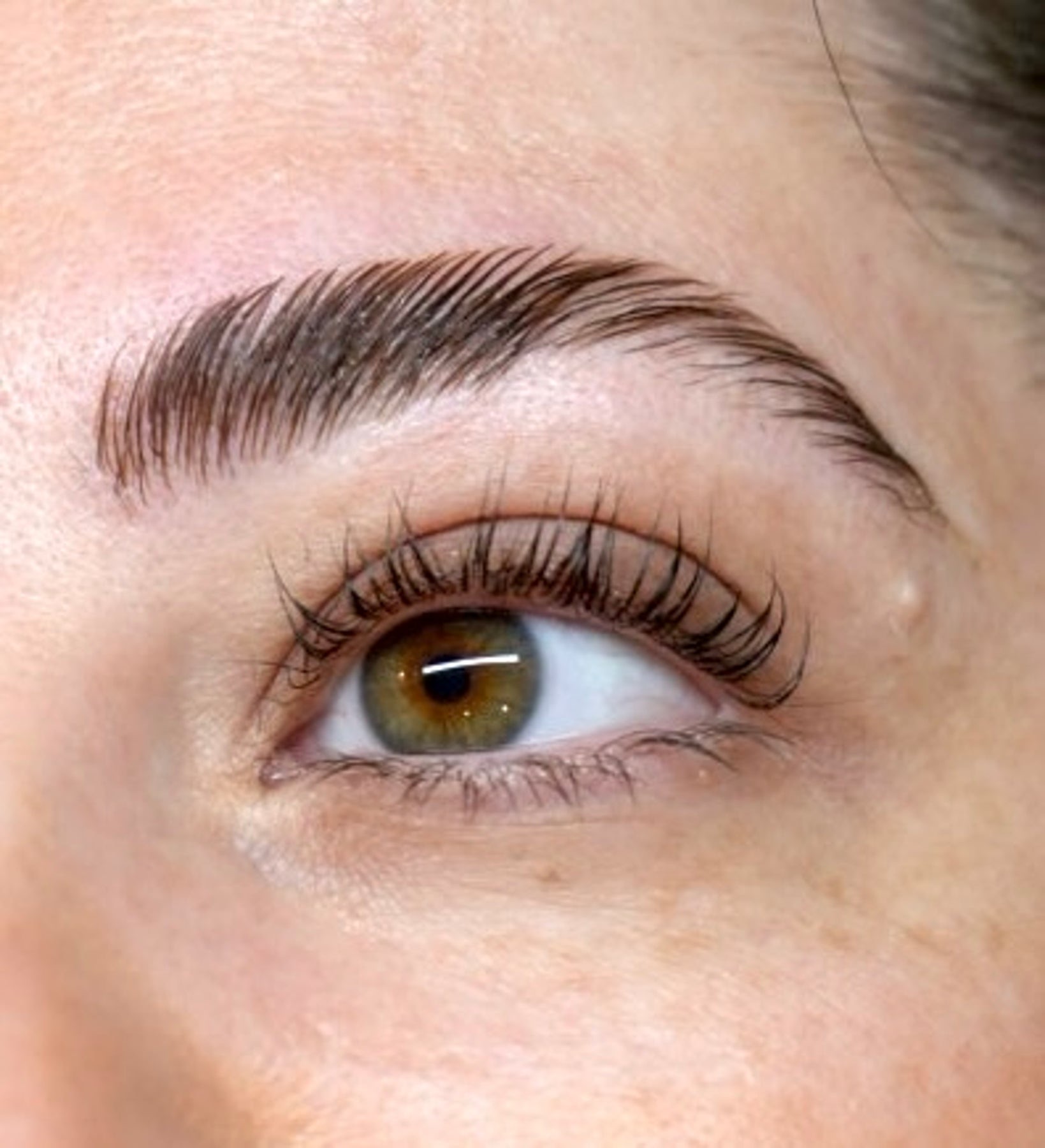 ALL SIX brow service detail